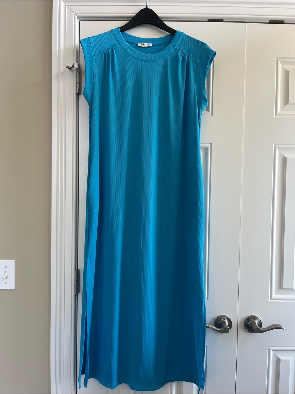Sleeveless Turquoise Maxi Dress - Ladies' Casual Shift size Small with Pockets